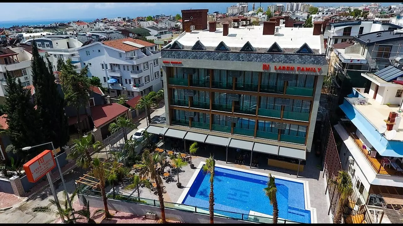 لارن فمیلی آنتالیا